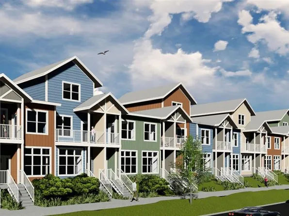 796 S Lakeshore Blvd, Marquette, MI 49855