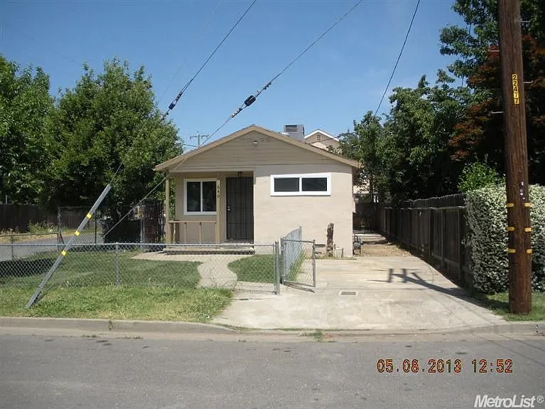 640 James St photo 1