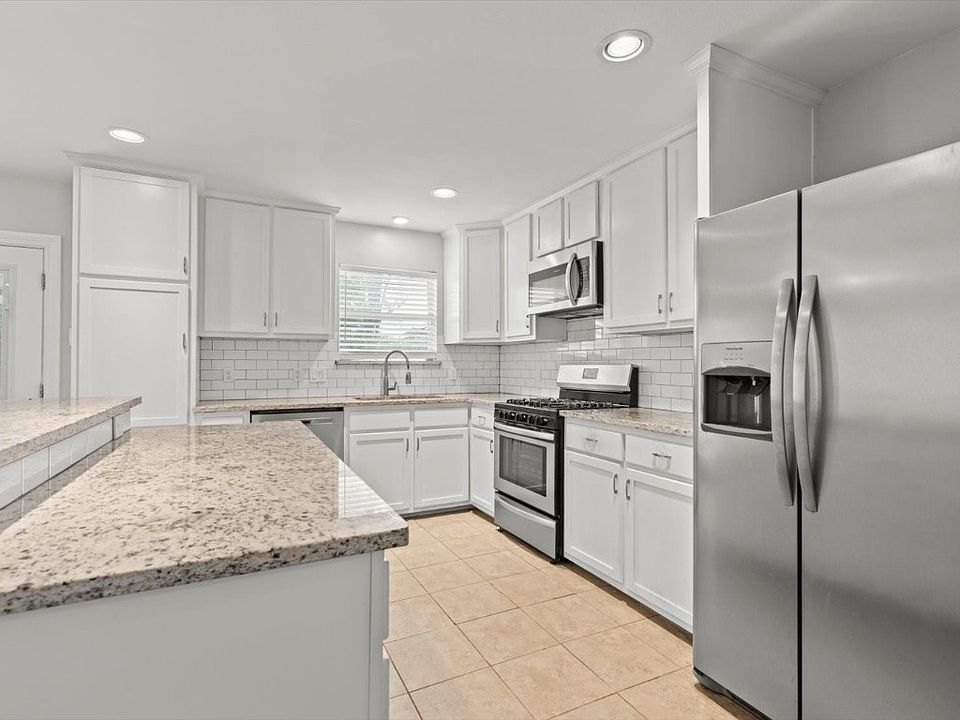 1st image of 9804 San Lea Dr