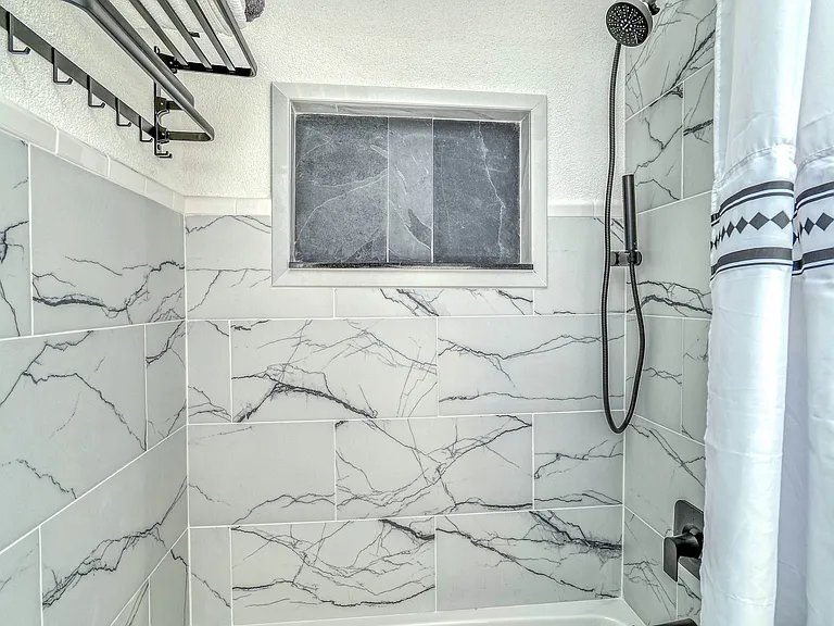 8 N Nashville Ave — Photo 25