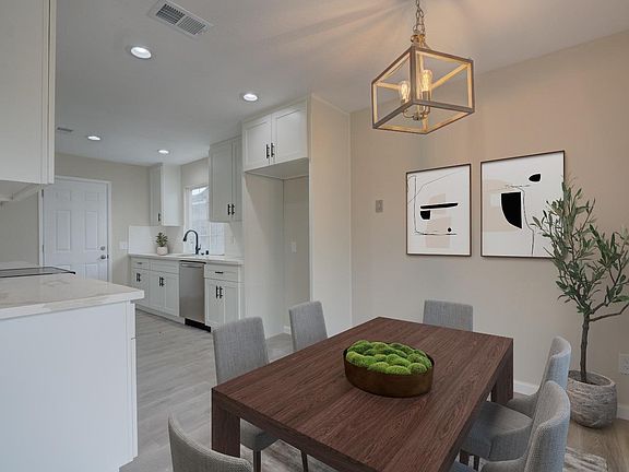 2nd image of 8338 Southfields Cir
