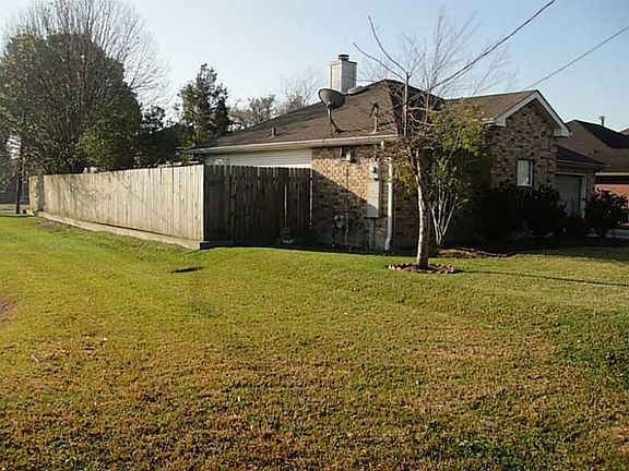 2nd image of 101 Jeffer Dr