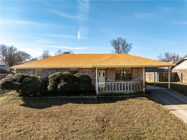 2007 N 30th St, Van Buren, AR 72956