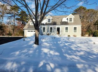 52 Old Colony Dr, Mashpee, MA 02649