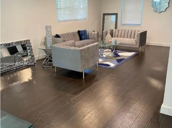 948 NW 84th Ter, Miami, FL 33150