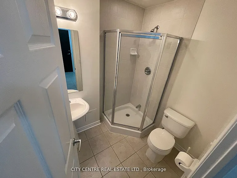 388 Prince Of Wales Dr #307 — Photo 9