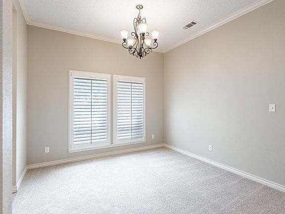 4th image of 5214 Greathouse Ave