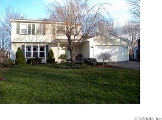 86 W Bend Dr, Rochester, NY 14612