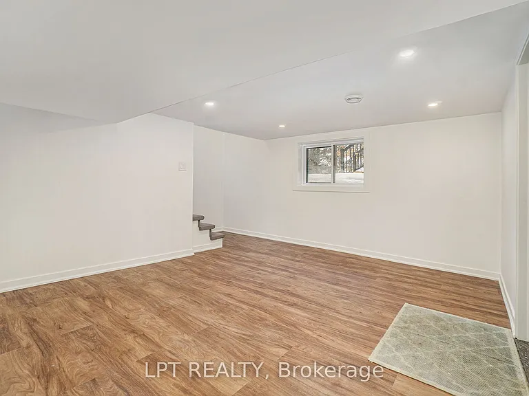 2112 Alta Vista Dr — Photo 23