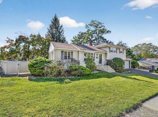 23 Maplewood Boulevard, Suffern, NY 10901