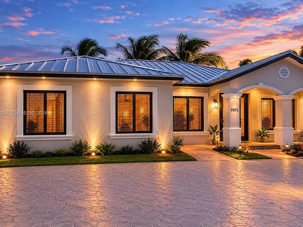 8892 NW 167th St, Miami Lakes, FL 33018