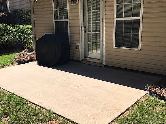 2nd image of 753 Jacoby Dr