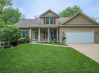 955 Aubuchon St, Florissant, MO 63031