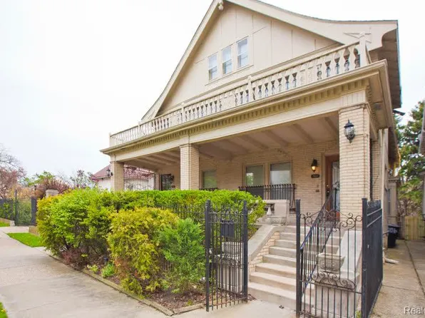 7880 Van Dyke Pl, Detroit, MI 48214