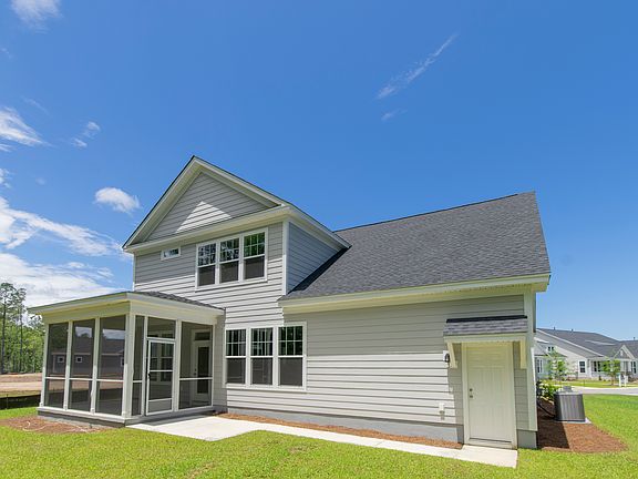 805 Longwood Bluff Circle
