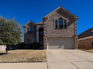 9916 Chadbourne Rd, Fort Worth, TX 76244