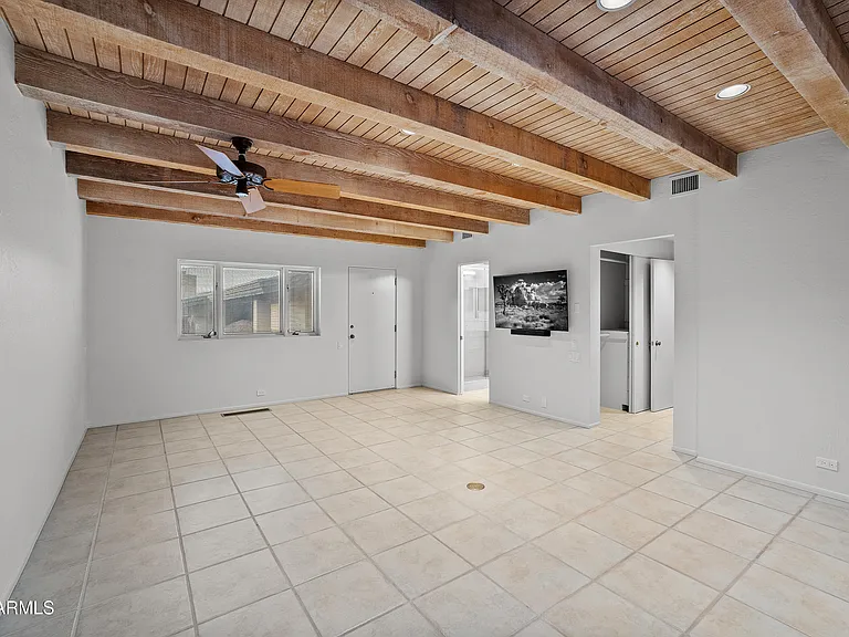 6700 E Hawksnest Rd — Photo 46