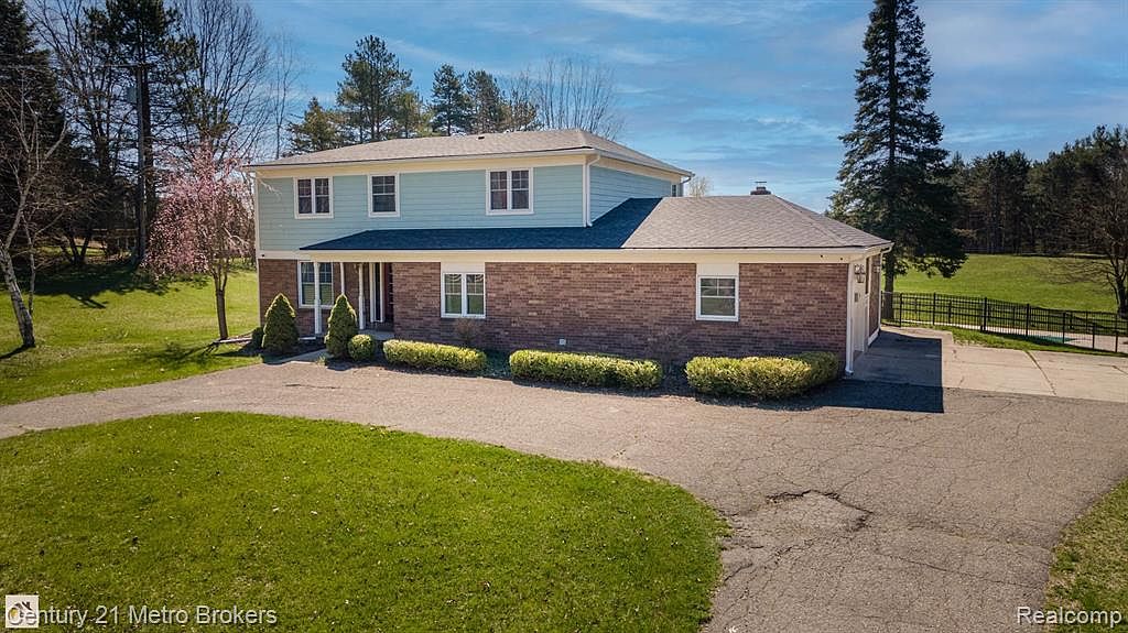 12520 Buno Rd, Milford, MI 48380 Zillow