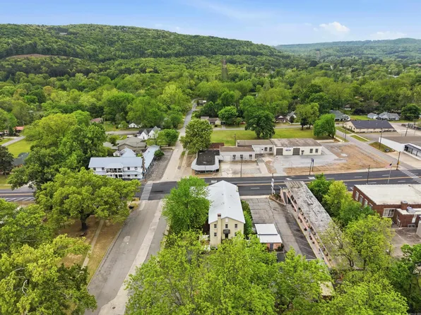 122 E Main St Unit A, Heber Springs, AR 72543