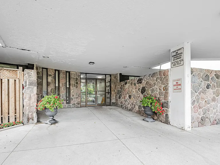 155 Antibes Dr — Photo 13