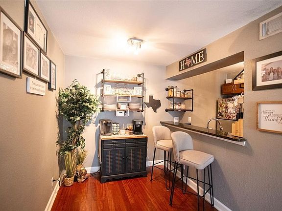 5th image of 2020 S Congress Ave APT 2122
