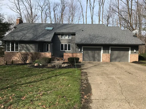 9901 Tanbark Trl, Mentor, OH 44060