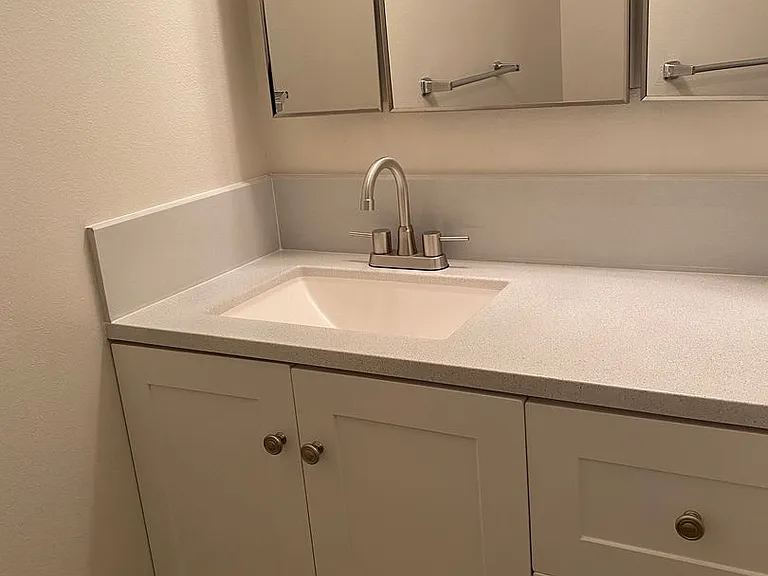 Spacious 2-bedroom apartment homes conveniently located! — Photo 20