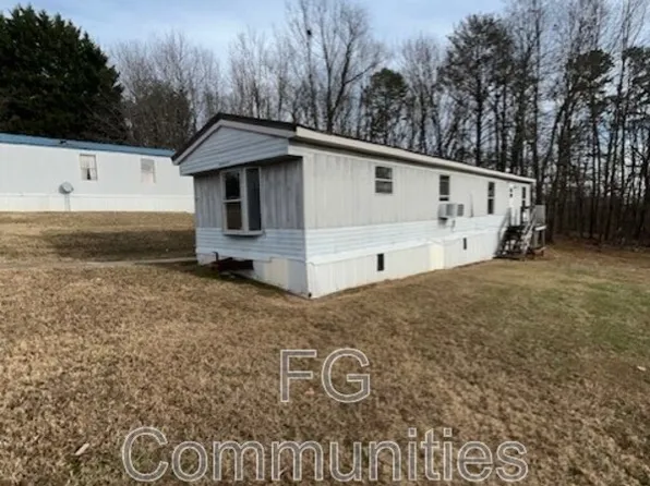 100 2nd Ave SE #D, Hildebran, NC 28637