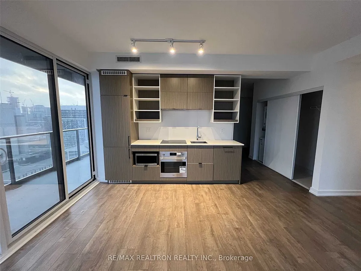 Building Photo - 20 Edward St #2203
