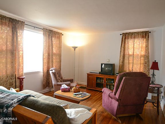 5th image of 1814 Crader Dr