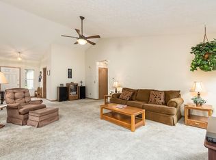 8118 Chapel Stone Rd, Blacklick, OH 43004