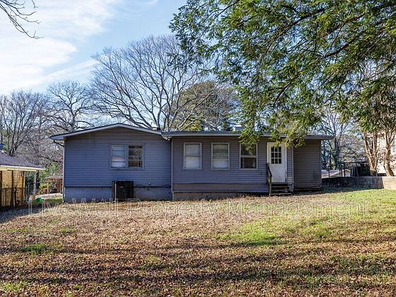 2nd image of 1169 Dogwood Ln