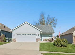 610 Porter Ridge Ct, Kearney, MO 64060