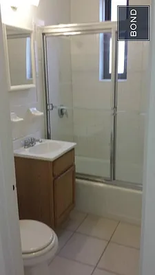 Rented by Bond New York | media 11