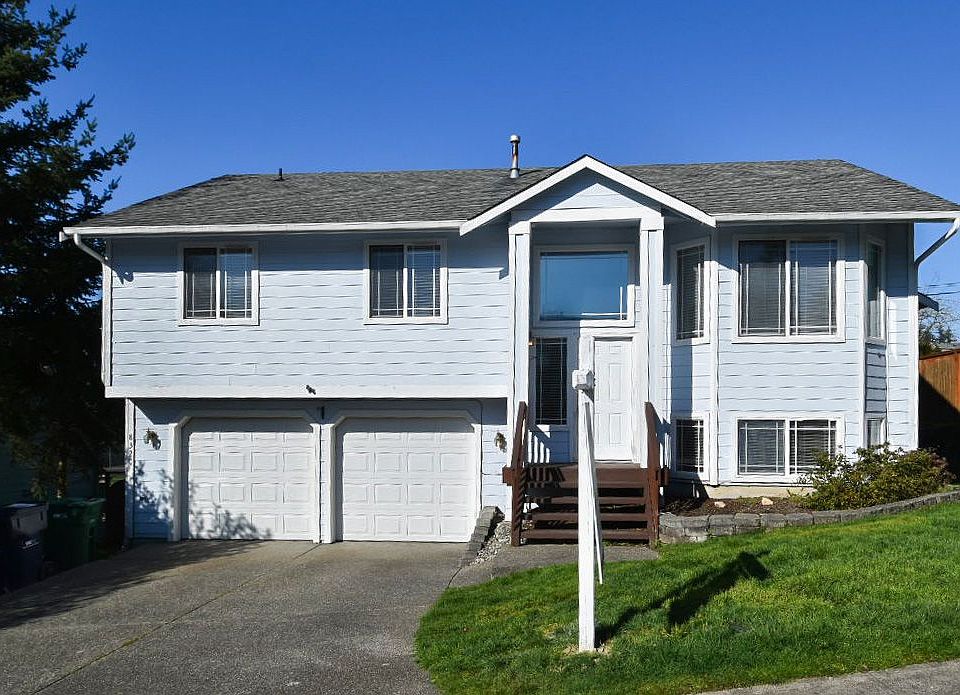 1st image of 8320 74th Dr NE