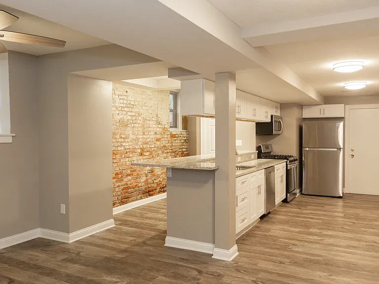 2753 Euclid Heights Blvd — Photo 20