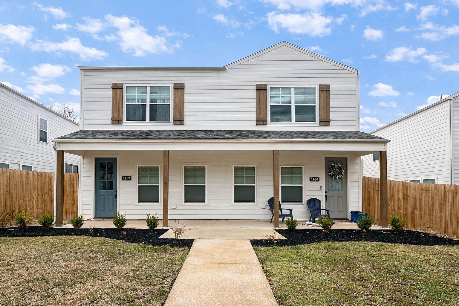 3 bed, 1905 sqft, $2,325 — Photo 1