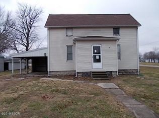 281 N Summit St, Hoyleton, IL 62803