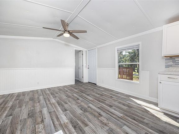 2nd image of 503 5TH STREET SW