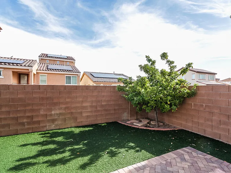 6644 Chinatown St — Photo 16