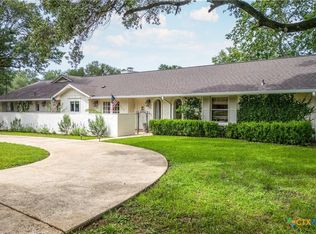 226 Oakwood Blvd, New Braunfels, TX 78130