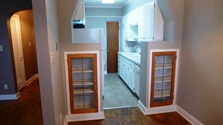 2nd image of 4724 Davenport St APT 13