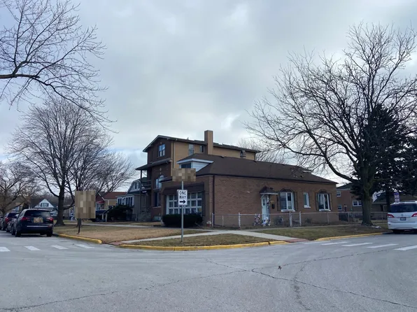 4035 Scoville Ave, Berwyn, IL 60402