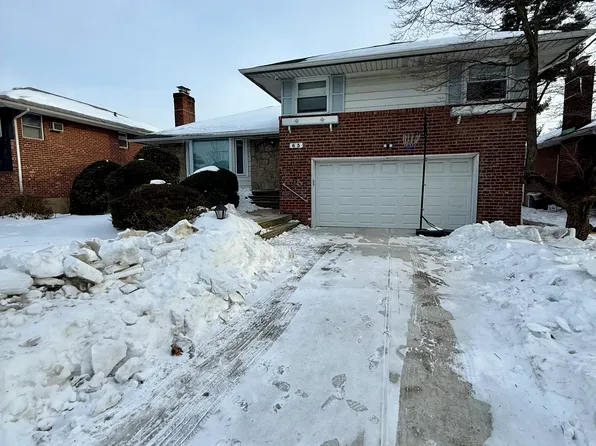 63 Bellwood Dr, New Hyde Park, NY 11040