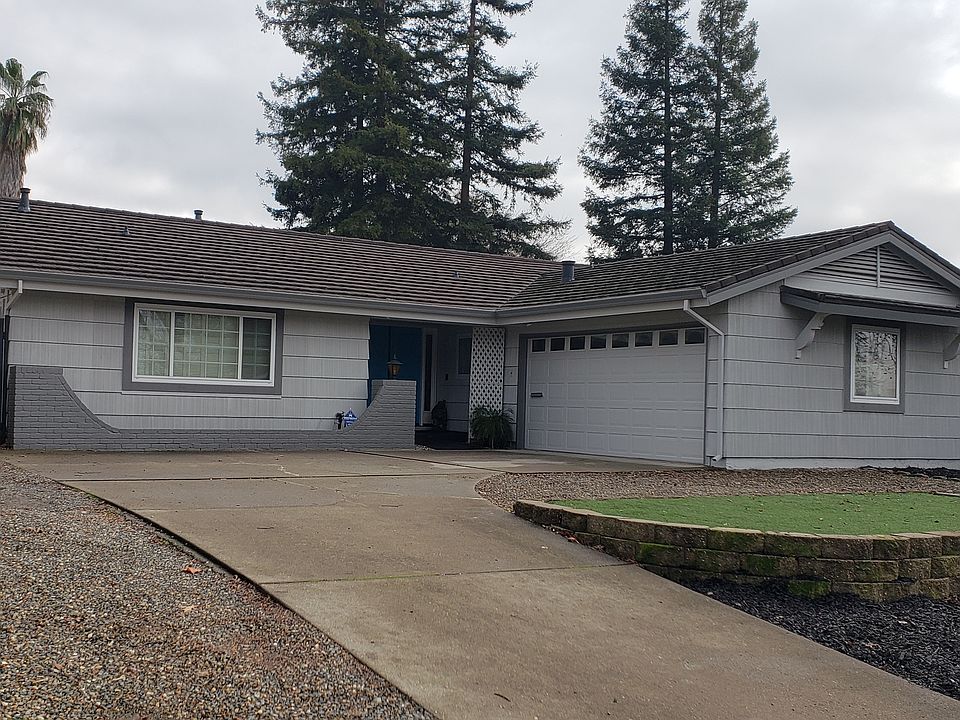 2nd image of 5012 Dewey Dr