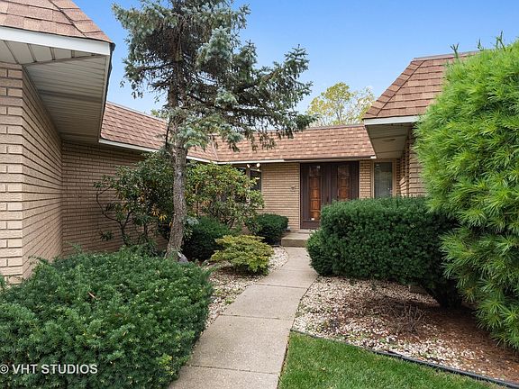 2nd image of 3469 Whirlaway Dr