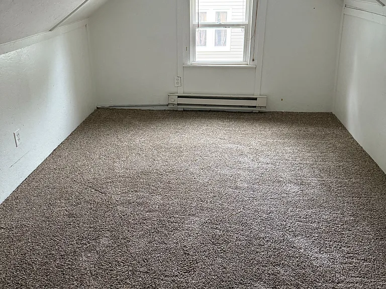 419 E Olive St — Photo 12