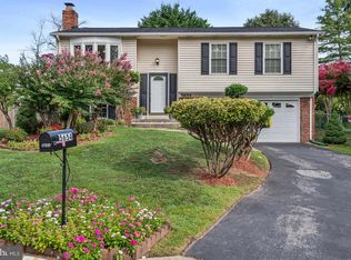 5654 Smallwood Ct, Woodbridge, VA 22193