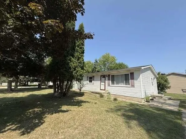 340 West St, Cedar Springs, MI 49319
