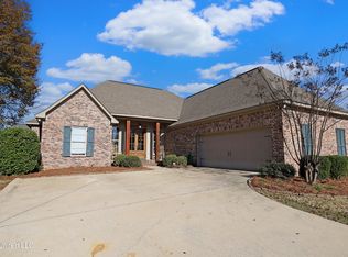 104 Windward Ct, Canton, MS 39046
